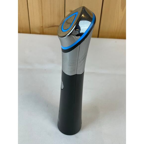 Medicube AGE-R Booster Pro Home Skin Care Device - Picture 7 of 8